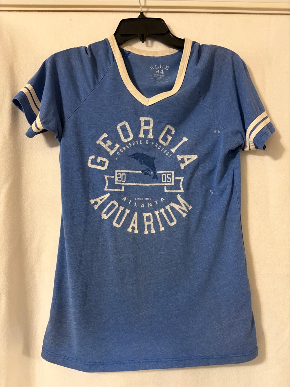 💫 Blue 84 Blue Georgia Aquarium Dolphin Graphic Tee